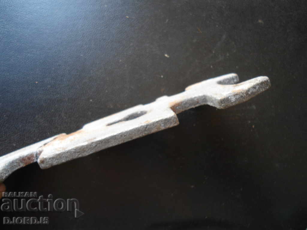 Delivery of Old key Delivery of Old key