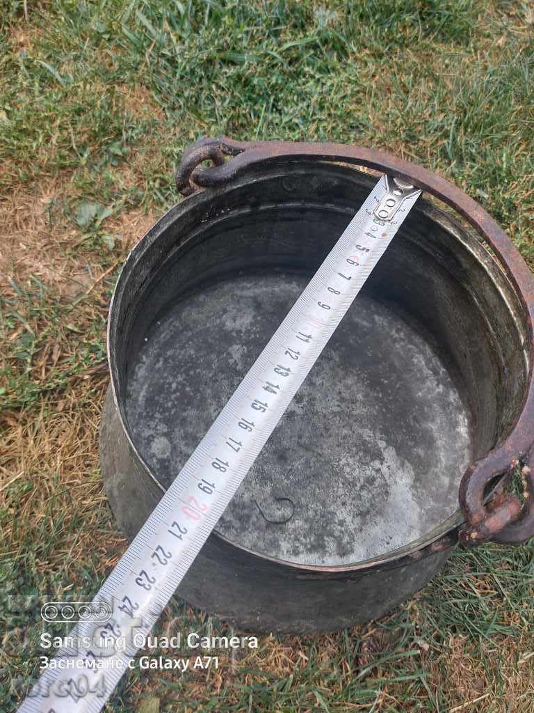 ΛΕΒΗΤΗΣ - ΝΟΜΙΣΜΑ με τιμή € 21.99 | 43.01 BGN