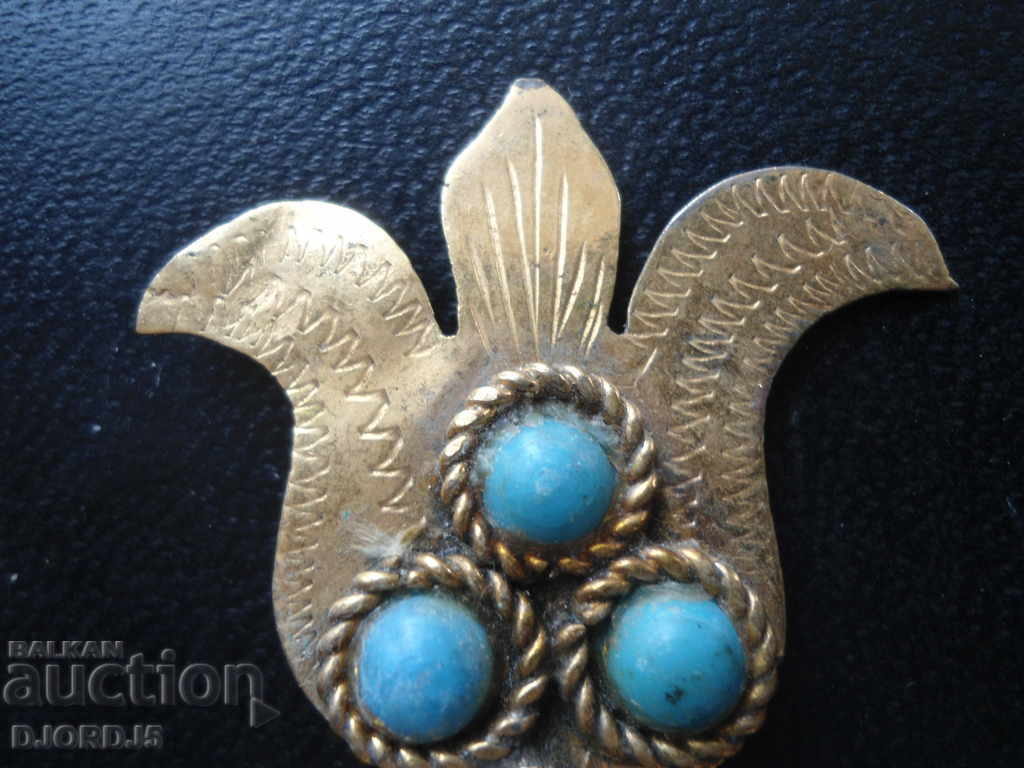 Old bronze ornament, figurine with price 9.00 BGN | € 4.60 Old bronze ornament, figurine with price 9.00 BGN | € 4.60