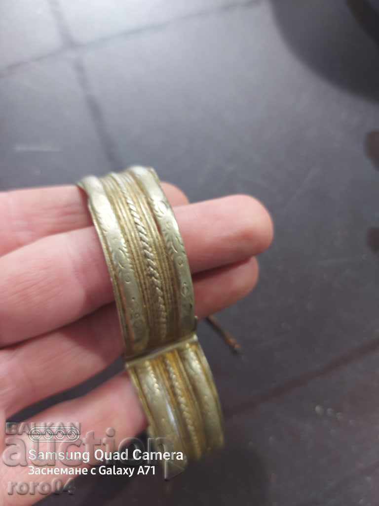 Auction ROSE ROSE Auction ROSE ROSE