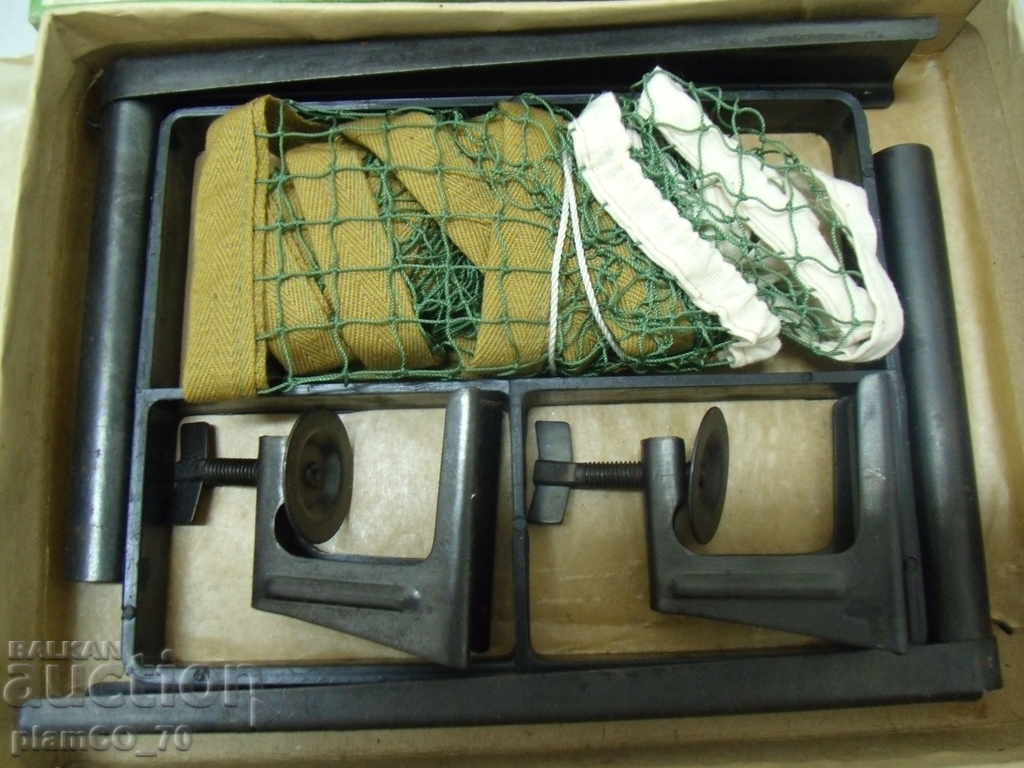 № * 5616 set de plase vechi rusesc cu standuri de tenis de masă cu preț 45.00 BGN | € 23.01