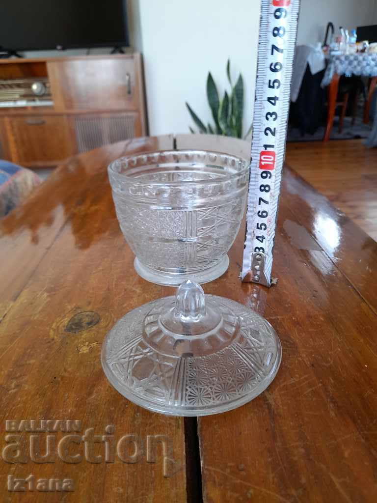 Παλιό γυάλινο μπολ με ζάχαρη με τιμή 15.00 BGN | € 7.67