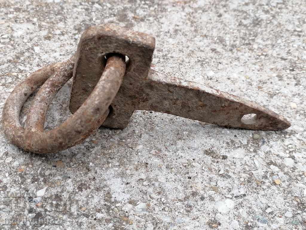 Metal rings, wrought iron for a wagon with price 31.00 BGN | € 15.85 Metal rings, wrought iron for a wagon with price 31.00 BGN | € 15.85