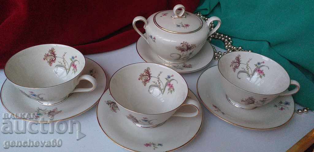 Delivery of Beautiful teacups and sugar bowl BAVARIA/marked Delivery of Beautiful teacups and sugar bowl BAVARIA/marked
