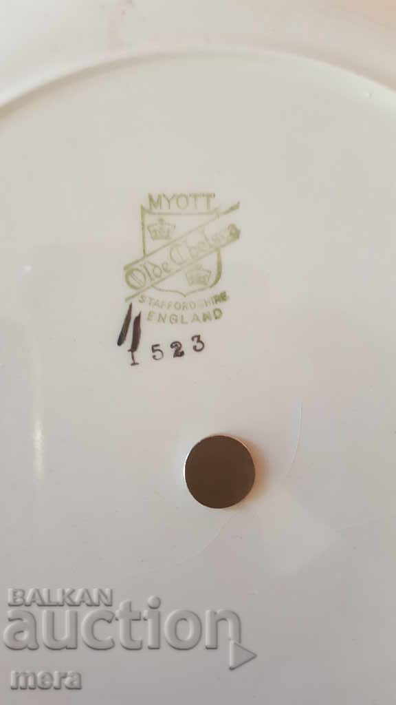 Delivery of Porcelain tray