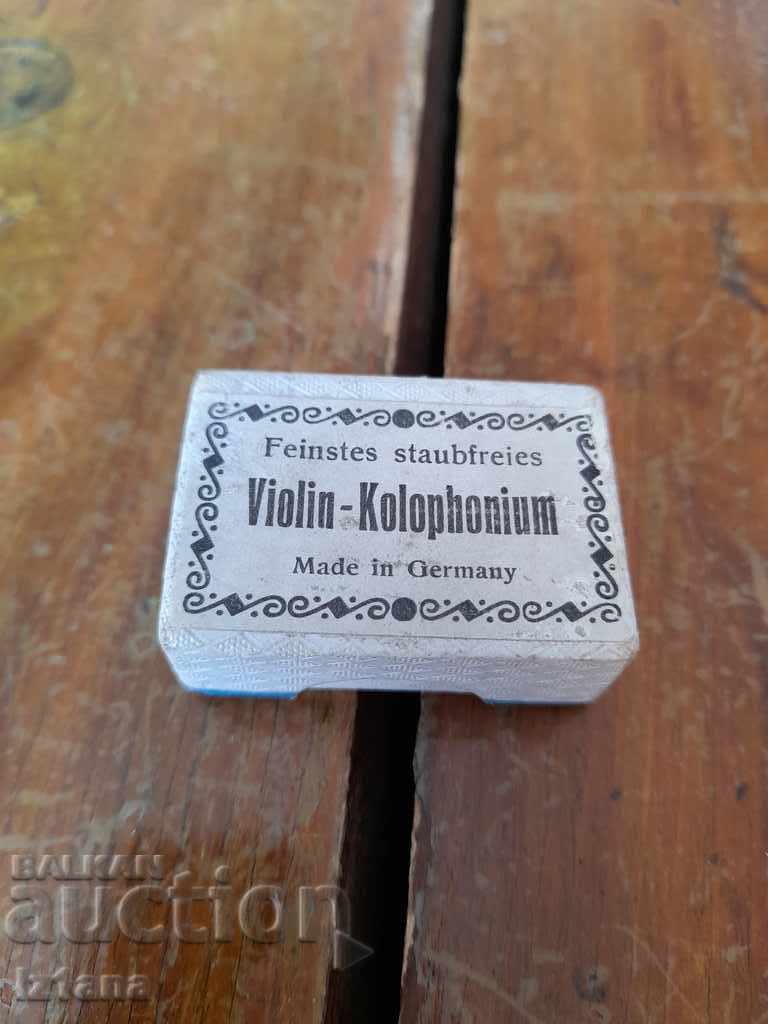 Old rosin for musical instruments with price 30.00 BGN | € 15.34