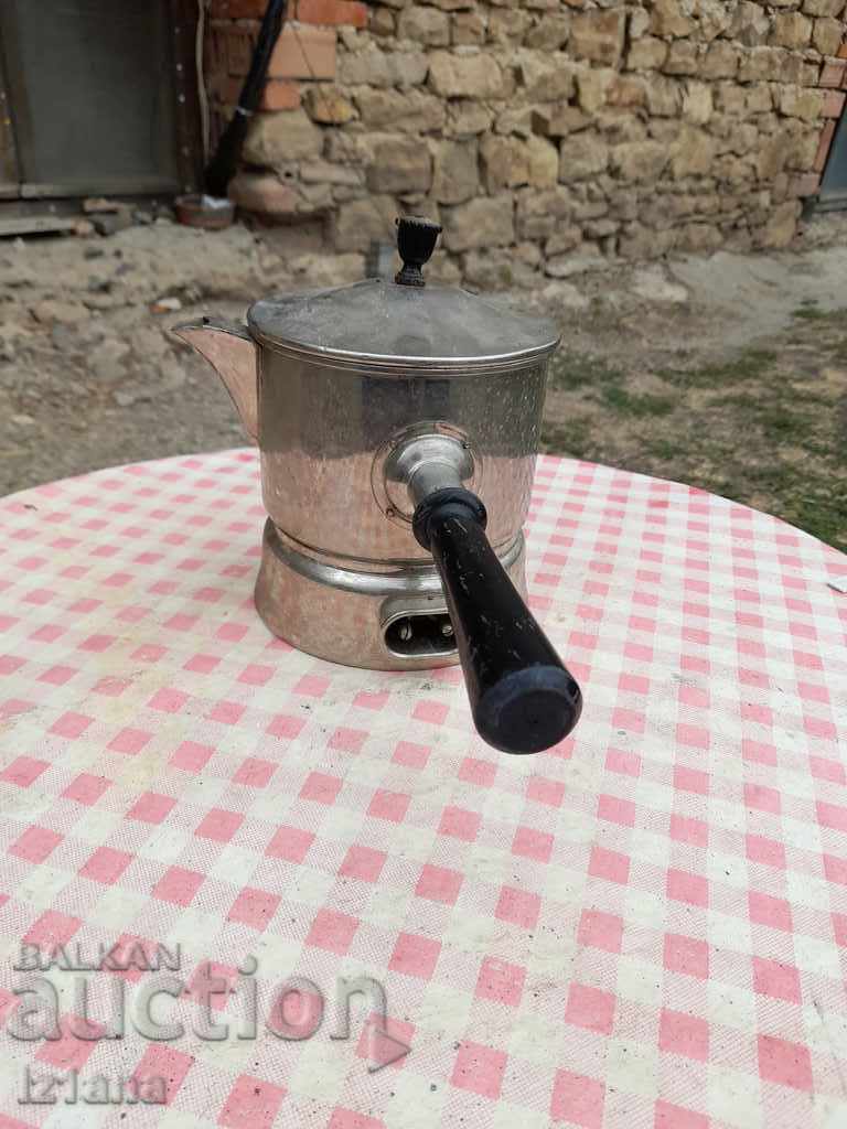 Old electric kettle, pot with price 40.00 BGN | € 20.45 Old electric kettle, pot with price 40.00 BGN | € 20.45