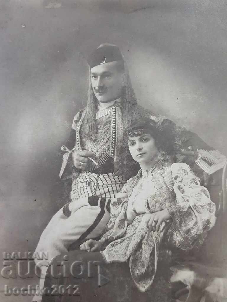 Livrarea Fotografie renascentista foarte rara, fotografie costum din 1916.