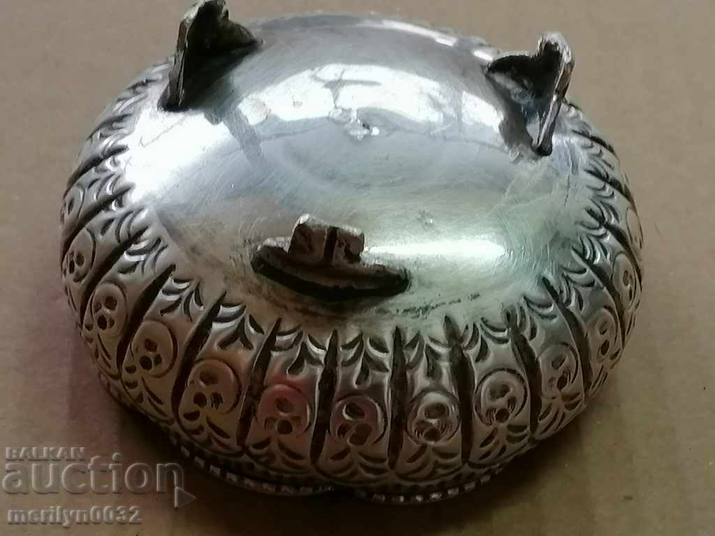 Auction Silver sugar bowl/caviar dish 800/1000, late 19th century Auction Silver sugar bowl/caviar dish 800/1000, late 19th century