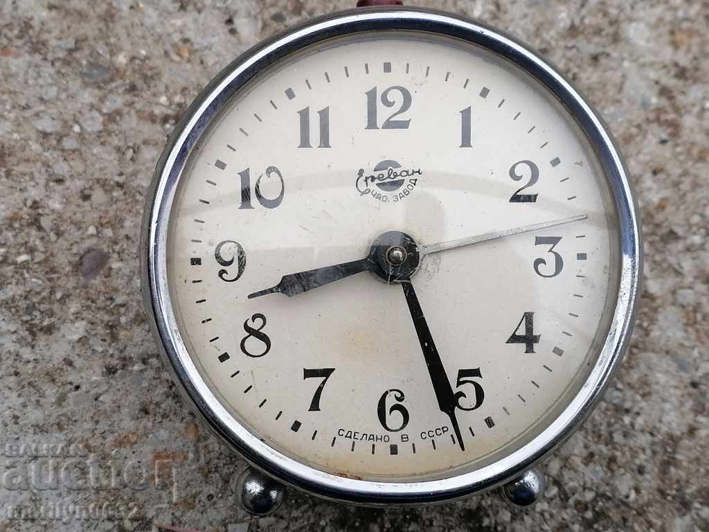 Vechi ceas armean de masă, ceas cu alarmă URSS - 5 Vechi ceas armean de masă, ceas cu alarmă URSS - 5