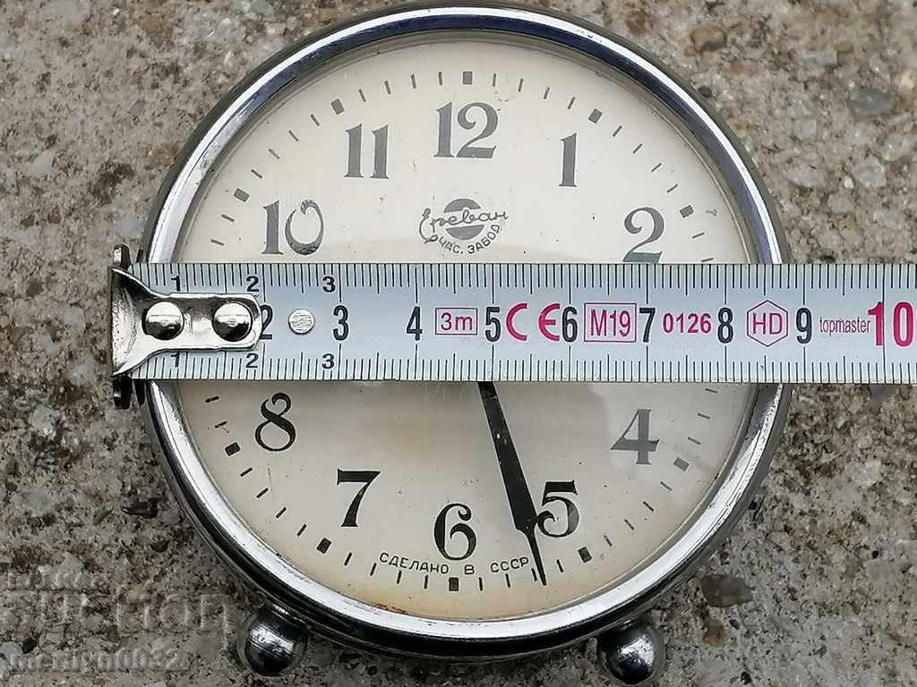 Vechi ceas armean de masă, ceas cu alarmă URSS - 6 Vechi ceas armean de masă, ceas cu alarmă URSS - 6