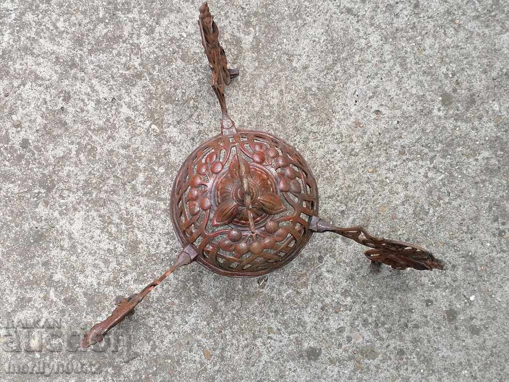 Auction Chandelier cast cast iron gas lamp part of the chandelier Auction Chandelier cast cast iron gas lamp part of the chandelier