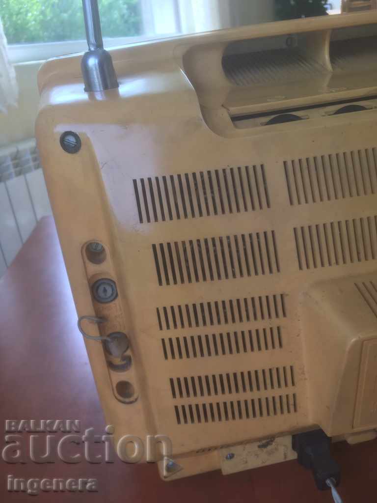 Auction TV YOUTH 402 WORK Auction TV YOUTH 402 WORK