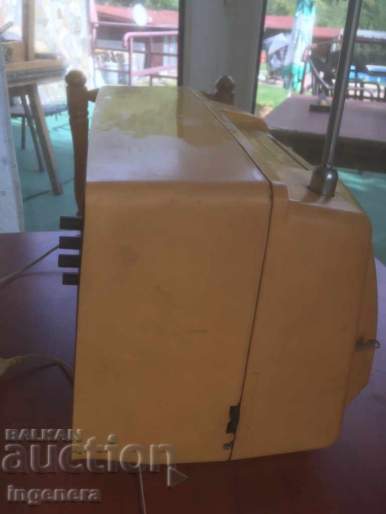 TV YOUTH 402 WORK - 7 TV YOUTH 402 WORK - 7