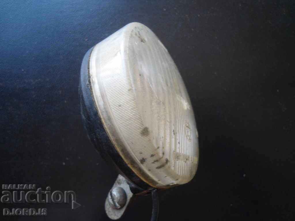 Old lighting fixture, headlight with price 3.00 BGN | € 1.53 Old lighting fixture, headlight with price 3.00 BGN | € 1.53