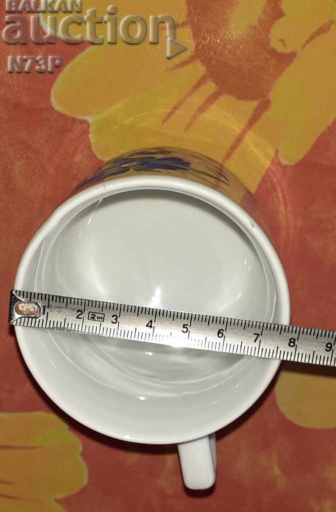 OLD PORCELAIN GLASS. HAND-PAINTED. - 6 OLD PORCELAIN GLASS. HAND-PAINTED. - 6