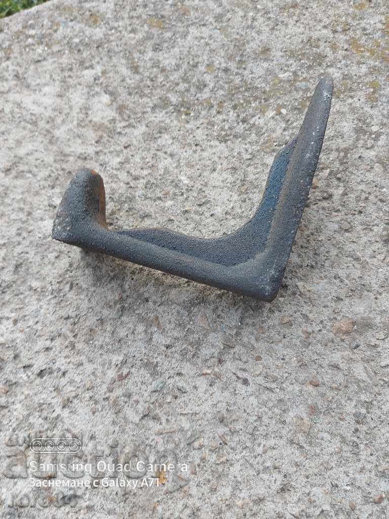 Auction ANCHOR - SHOE Auction ANCHOR - SHOE