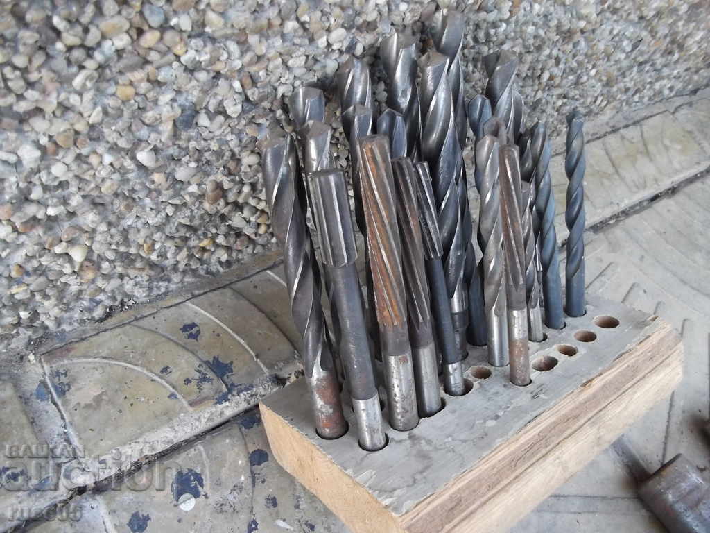 Lot of lathe and drill tools - 6 Lot of lathe and drill tools - 6