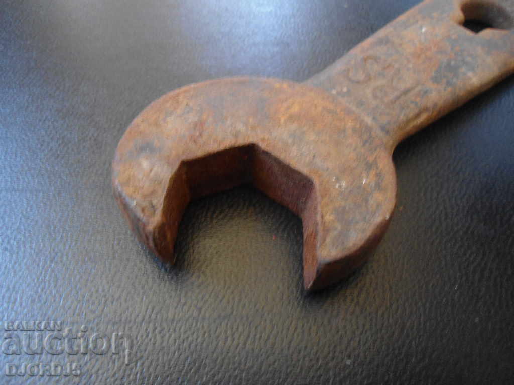 Old key with price 2.00 BGN | € 1.02 Old key with price 2.00 BGN | € 1.02