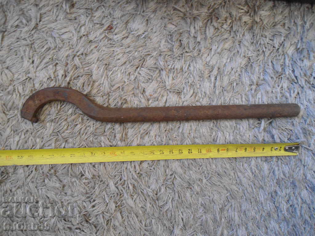 Auction Old key Auction Old key