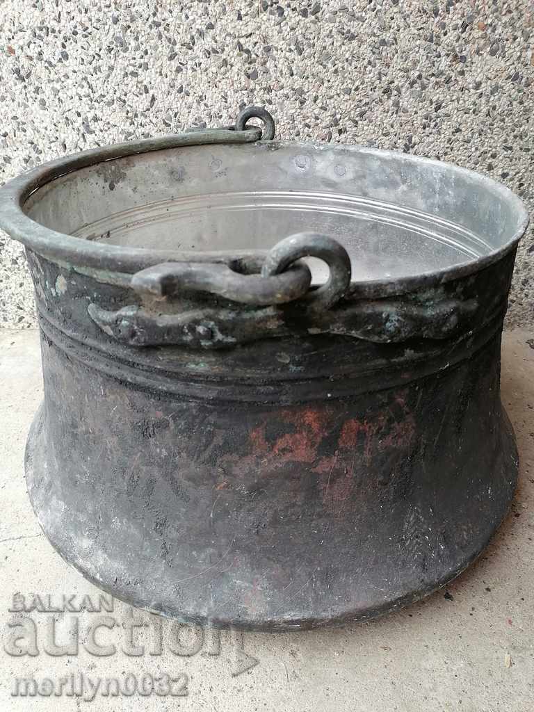 Old harania, a copper pot, a big boiler, a baker, a bumper - 5 Old harania, a copper pot, a big boiler, a baker, a bumper - 5