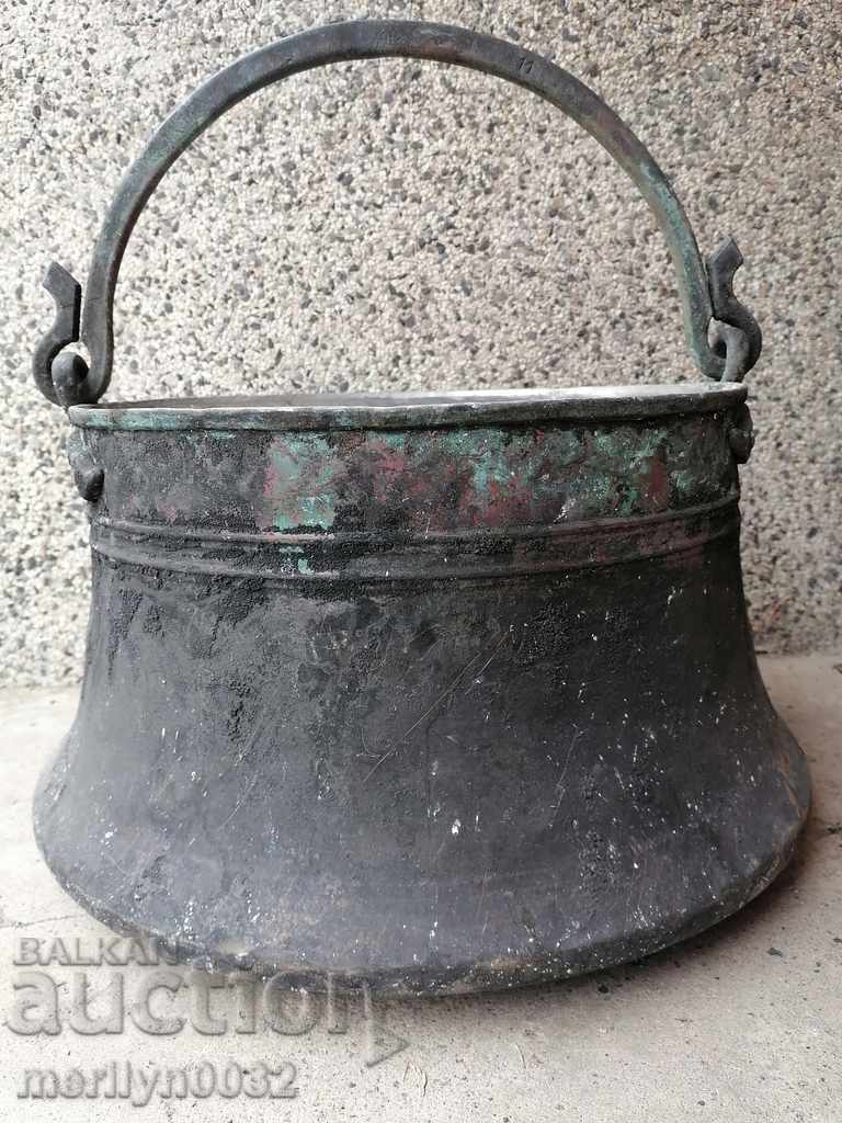 Παλιά χαρανιά, χάλκινο σκεύος, μεγάλο καζάνι, χάλκινο, κουπόνι