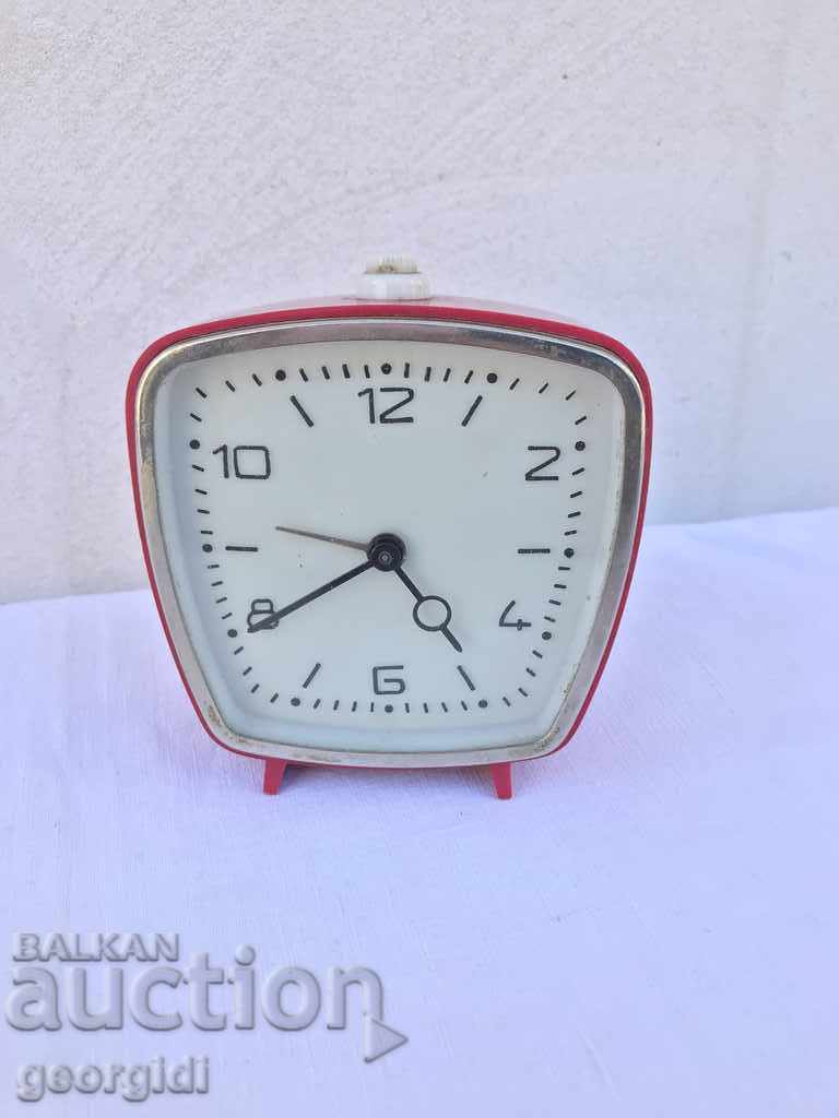 Vintage alarm clock Victoria №0897
