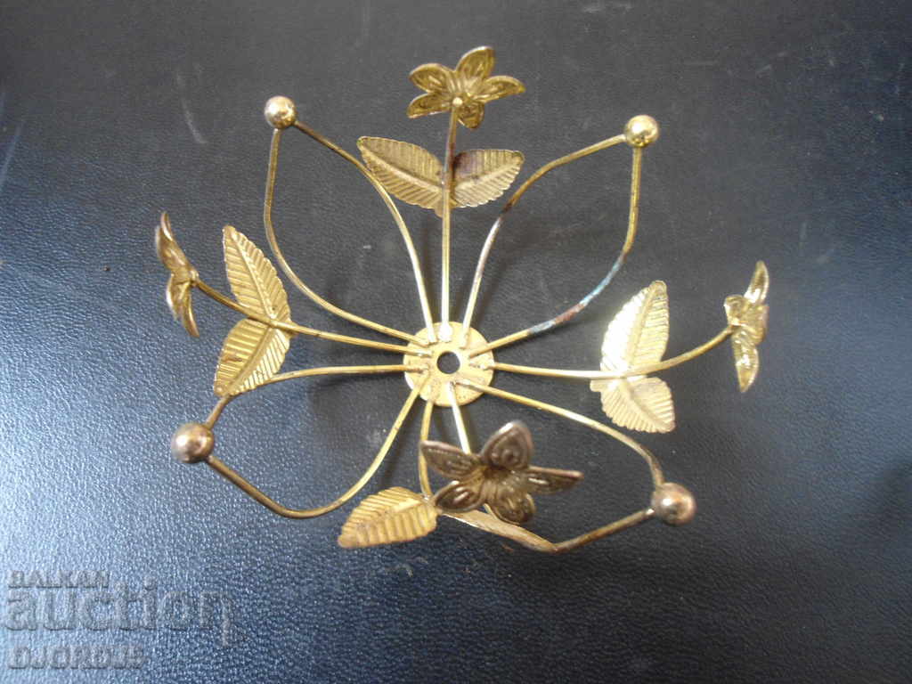 Δημοπρασία Παλιά μεταλλικά στολίδια Δημοπρασία Παλιά μεταλλικά στολίδια