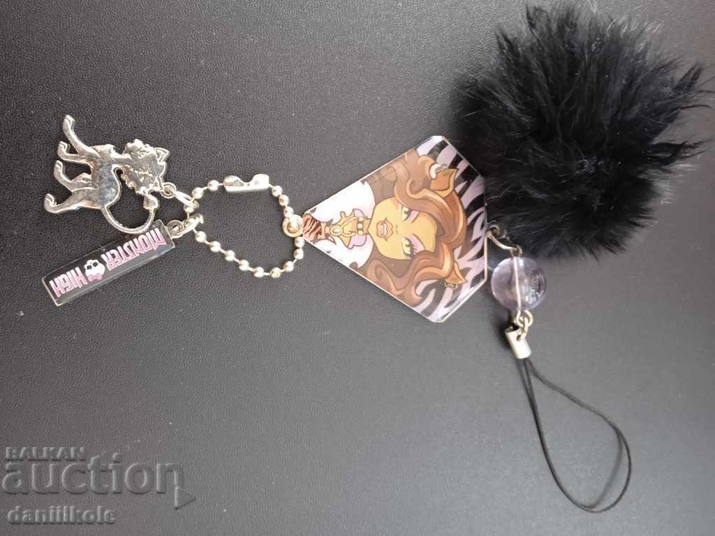 *$*Y*$* ΜΠΡΕΛΟΚ ΚΛΕΙΔΙΩΝ - ΚΡΕΜΑΣΤΟ - MONSTER HIGH *$*Y*$* με τιμή € 2.90 | 5.67 BGN