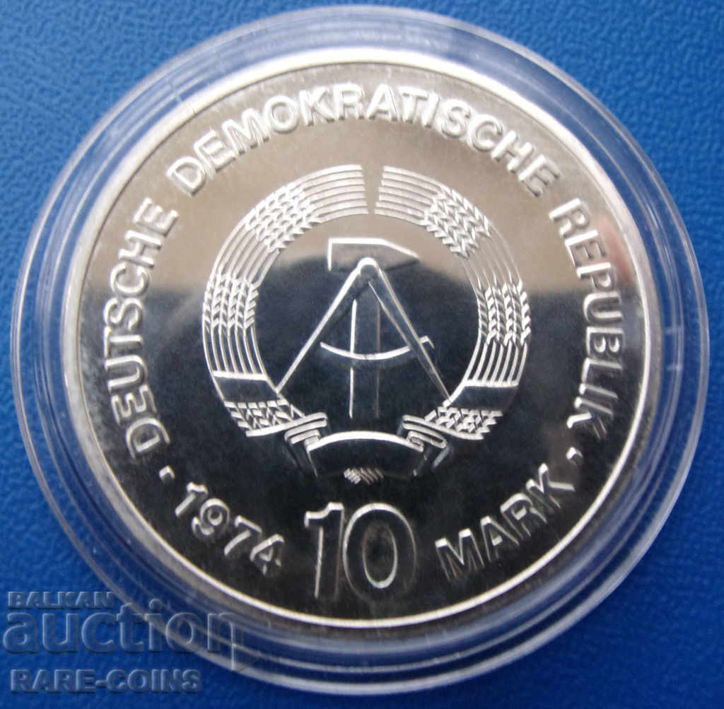 GDR 10 mar 1974 UNC Rare Original cu preț € 51.13 | 100.00 BGN
