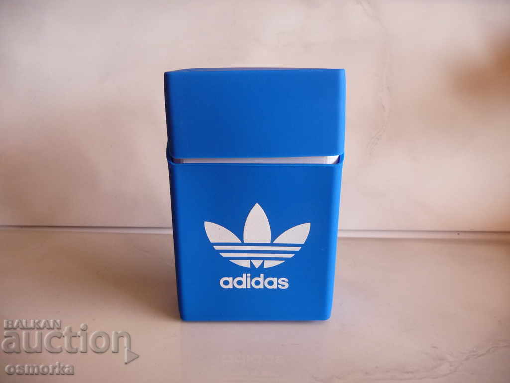 Cutie pentru țigări adidas carcasă adidas albastră