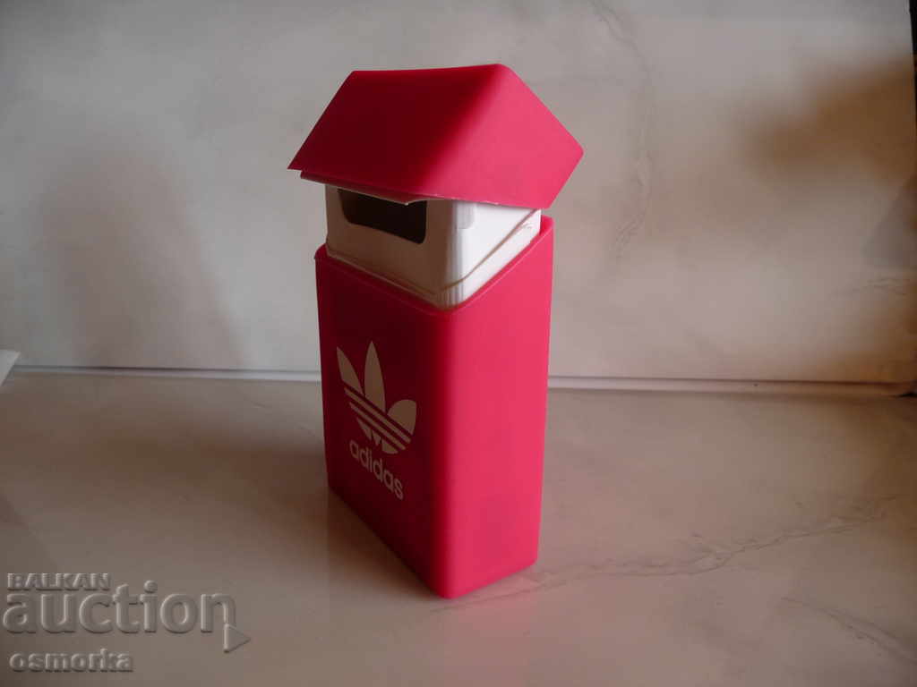 Cigarette case adidas adidas case pink with price 5.00 BGN | € 2.56 Cigarette case adidas adidas case pink with price 5.00 BGN | € 2.56