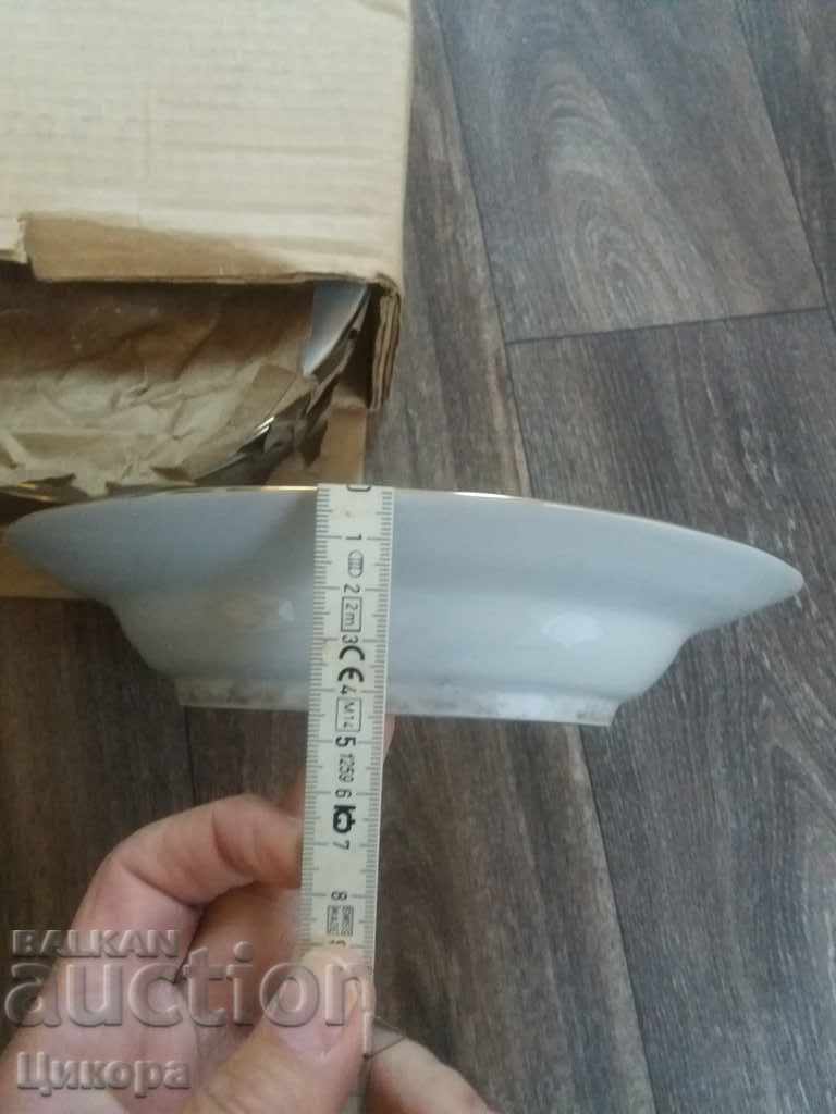 PORCELAIN PLATES 6 pieces - 5