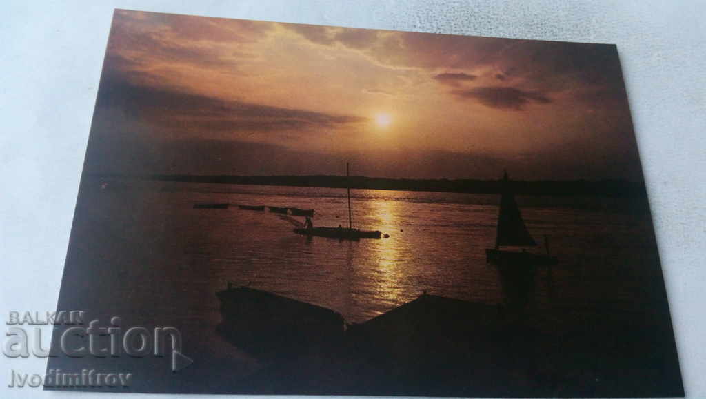 Пощенска картичка Русе Залез слънце на река Дунав 1968
