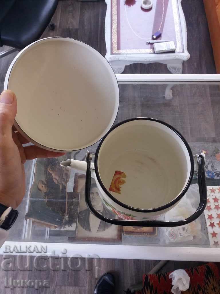 Auction ENAMELED TEAPOT FROM SOCA NEW Auction ENAMELED TEAPOT FROM SOCA NEW