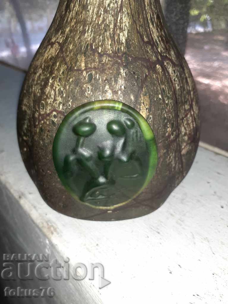 An old beautiful collector's vase - 5 An old beautiful collector's vase - 5