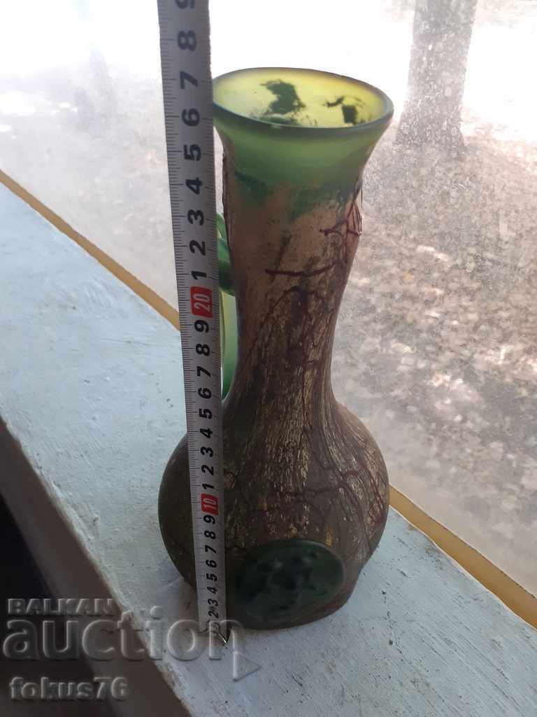 An old beautiful collector's vase - 7 An old beautiful collector's vase - 7