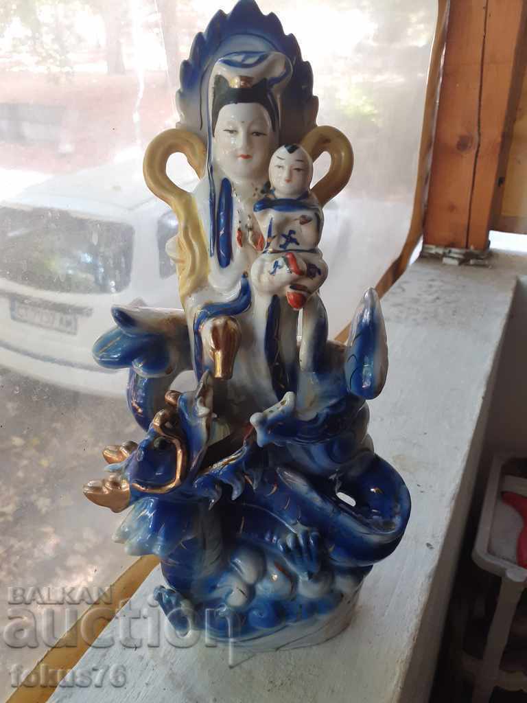 Πραγματική πορσελάνη γούρι φιγούρα ειδώλιο πορσελάνη με τιμή 480.00 BGN | € 245.42