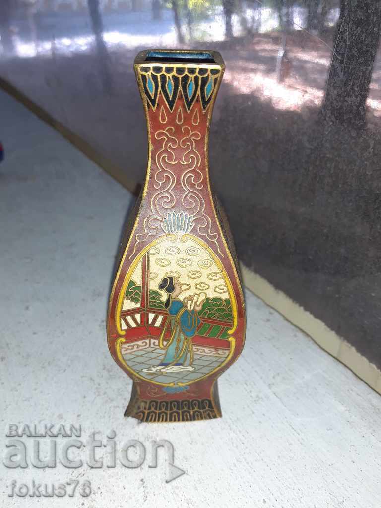 Small old cloisonne vase with price 120.00 BGN | € 61.36 Small old cloisonne vase with price 120.00 BGN | € 61.36