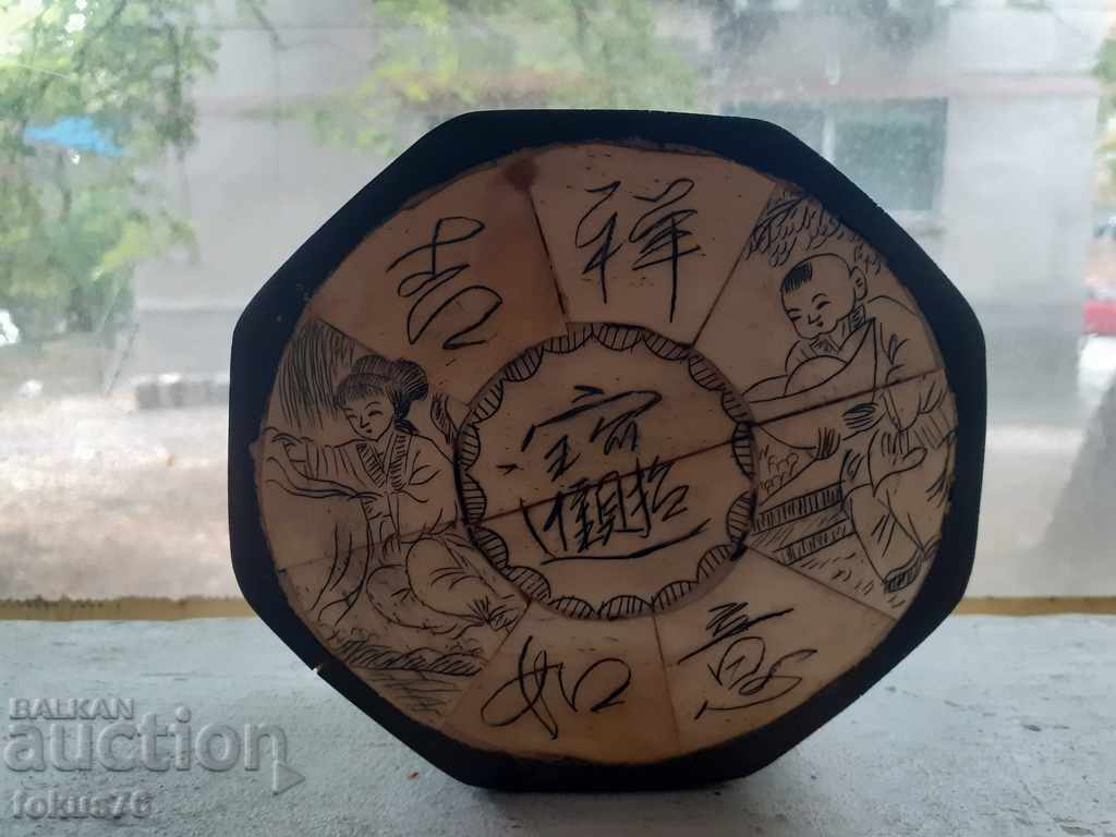 Delivery of Old antique box made of wood and ivory Delivery of Old antique box made of wood and ivory