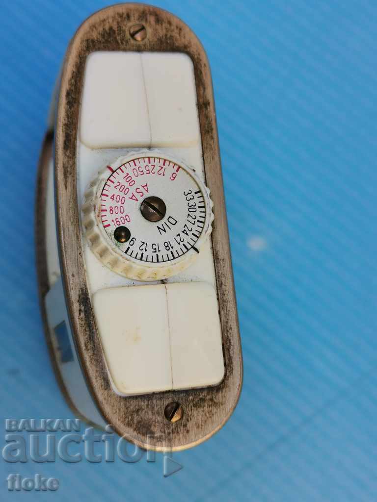 Auction Old light meter Sixtomat color finder Auction Old light meter Sixtomat color finder
