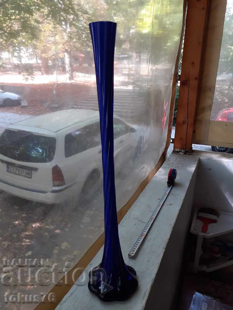 Аукцион Красива синя ваза Аукцион Красива синя ваза