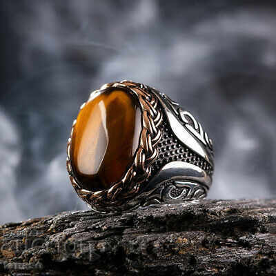 Male ring with tiger eye