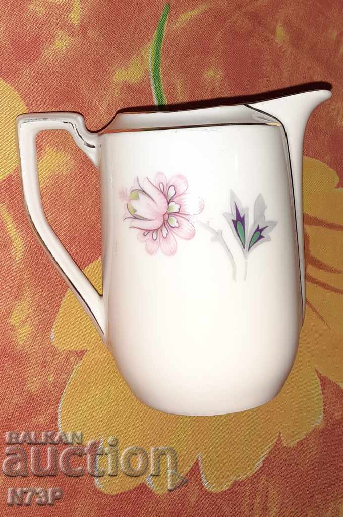 OLD PORCELAIN TANK. ..KEH SCHERZER.BAVARIA. with price 10.00 BGN | € 5.11 OLD PORCELAIN TANK. ..KEH SCHERZER.BAVARIA. with price 10.00 BGN | € 5.11