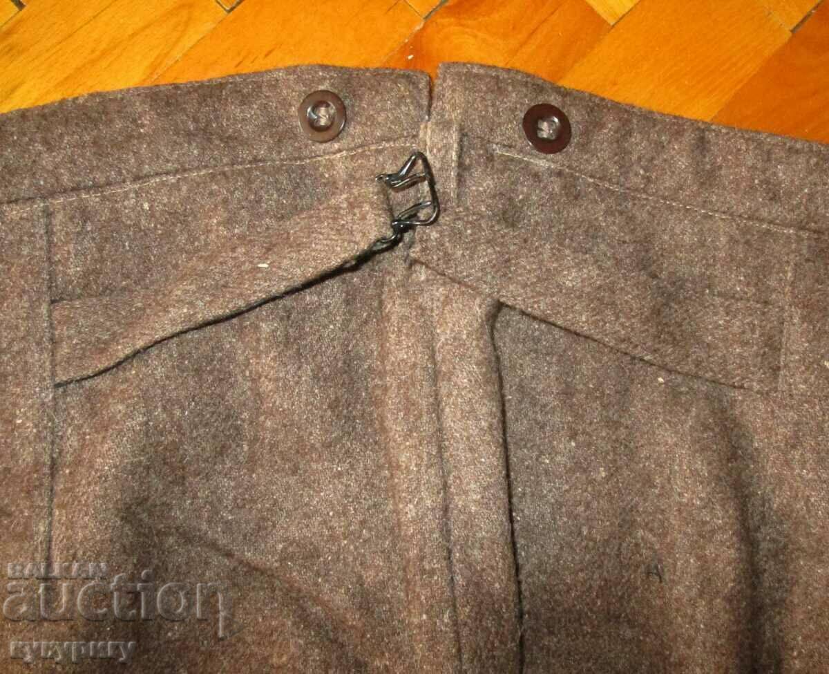 Delivery of Royal breeches of combat winter military uniform
