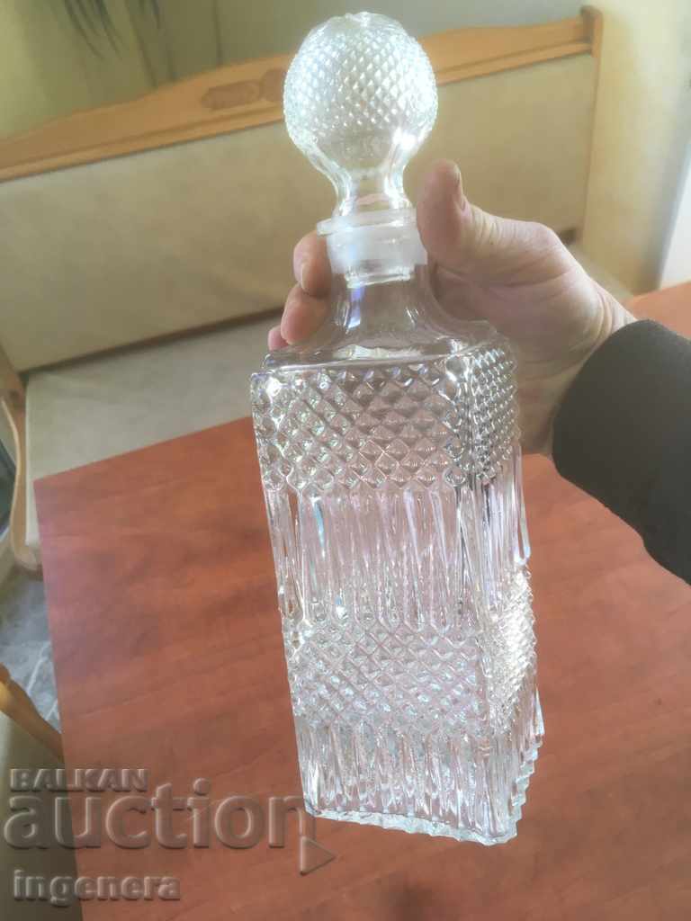 CARAFĂ DIN STICLĂ GROASĂ CU RELIEF, MINUNATĂ CARAFĂ DIN STICLĂ GROASĂ CU RELIEF, MINUNATĂ
