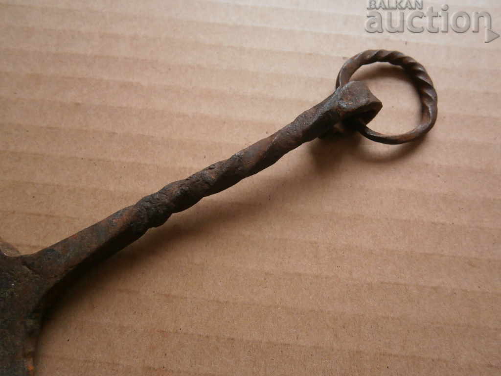 a primitive scent, a gourd, a gourd, a wicker forged iron with price 31.00 BGN | € 15.85 a primitive scent, a gourd, a gourd, a wicker forged iron with price 31.00 BGN | € 15.85