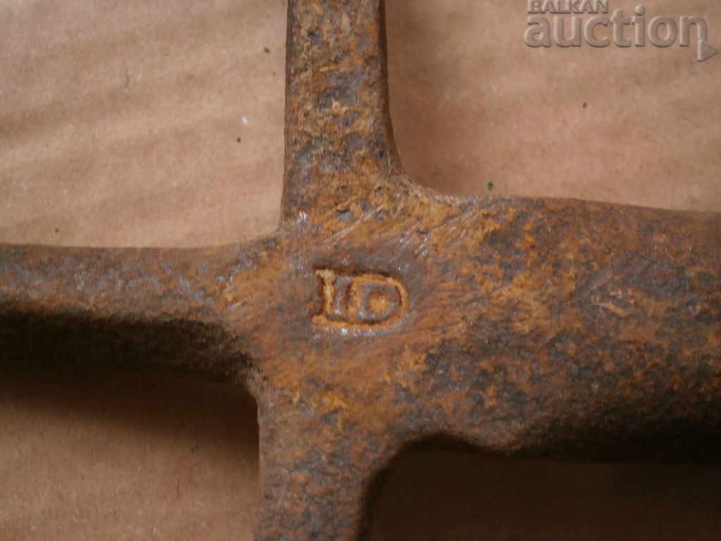 Old forged trident - 6 Old forged trident - 6