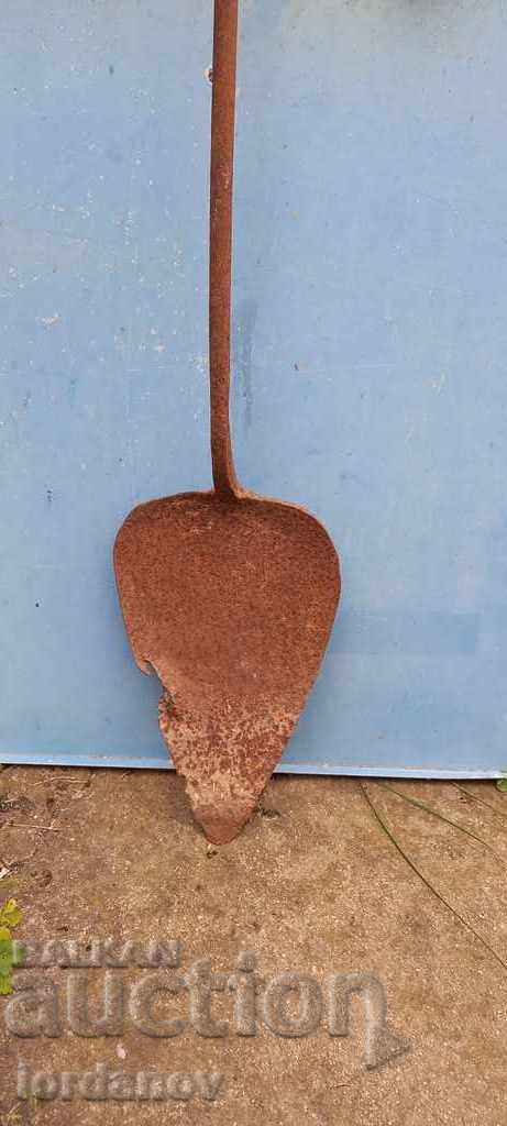 Old chick with price 65.00 BGN | € 33.23 Old chick with price 65.00 BGN | € 33.23