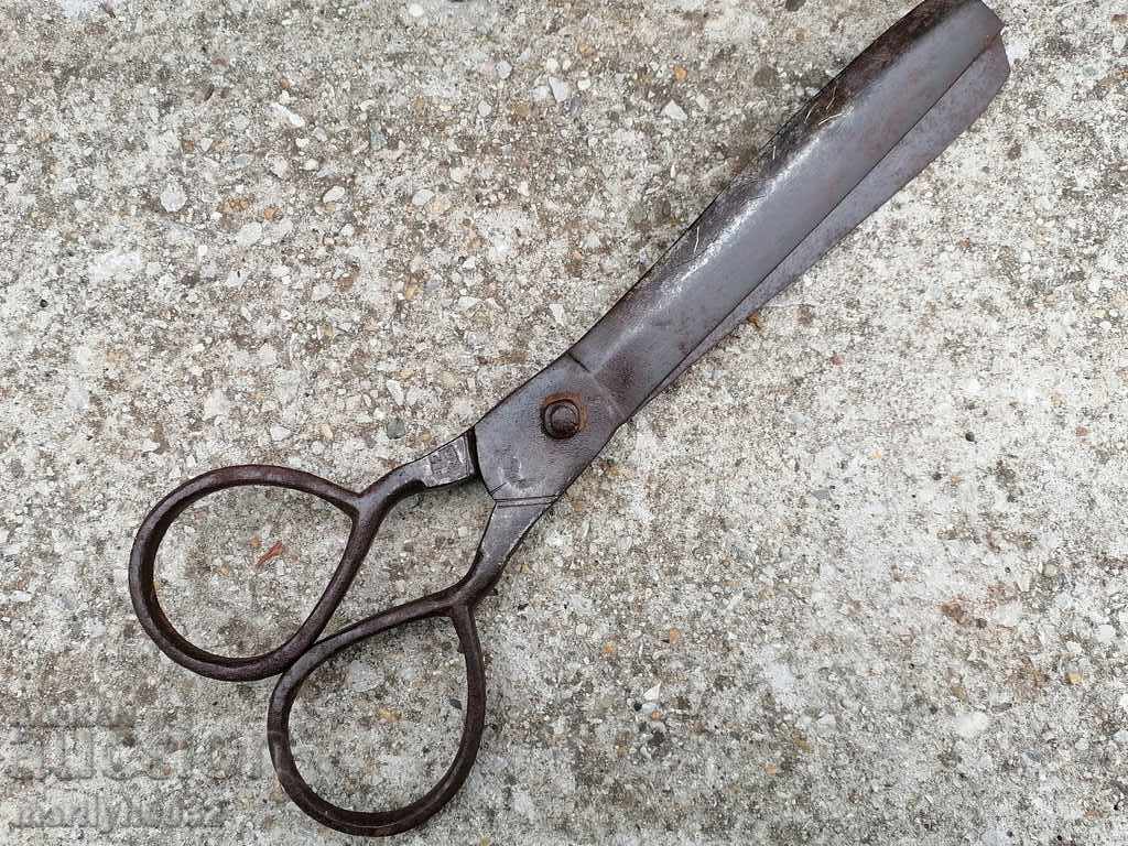 Δημοπρασία Παλιά πλαστά ψαλίδι με κύριο εκτύπωσης, σφυρήλατο σίδερο Δημοπρασία Παλιά πλαστά ψαλίδι με κύριο εκτύπωσης, σφυρήλατο σίδερο